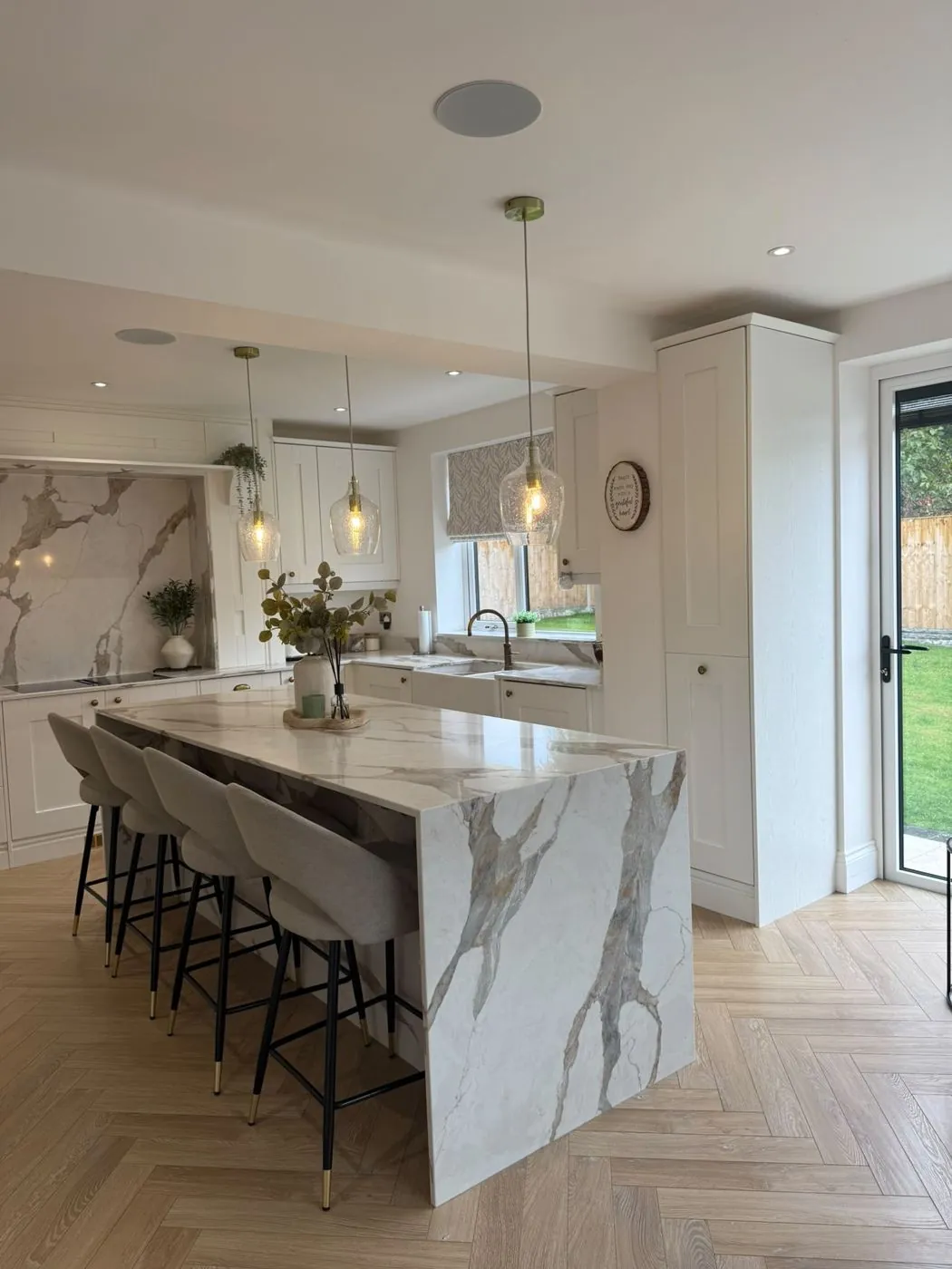 Kitchen island with bar seating